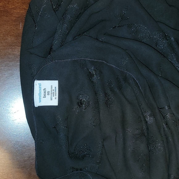 Black Rose Embroidered Swim Cover-up Sarong OS Westbound beach - Picture 5 of 5